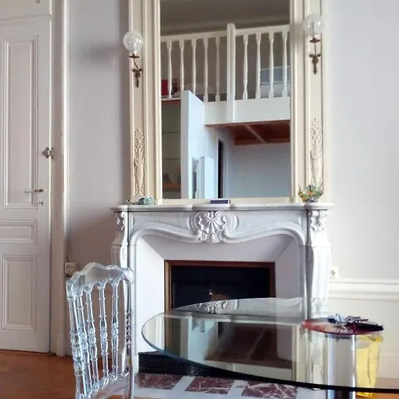 Le 121 - Palace Le Bernascon Apartment