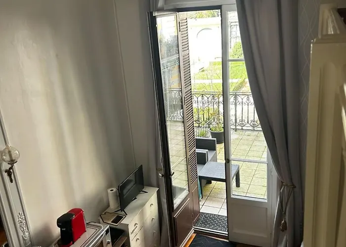 Le 121 - Palace Le Bernascon * Aix-les-Bains